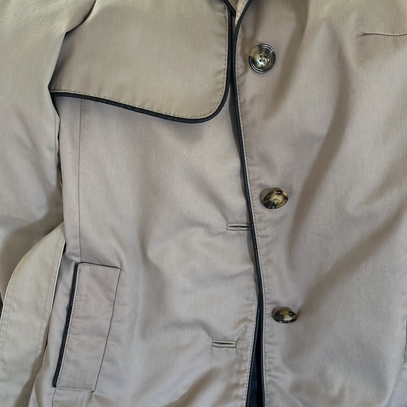 H&M Trench Coat - Picture 8 of 9